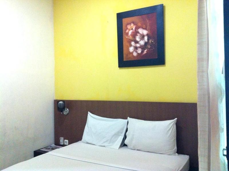 Hotel O Padang City Center Near Pantai Padang Formerly D'Dhave Hotel Rum bild